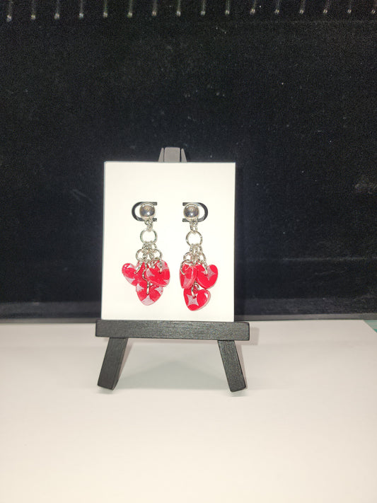 Triple chain heart dangle