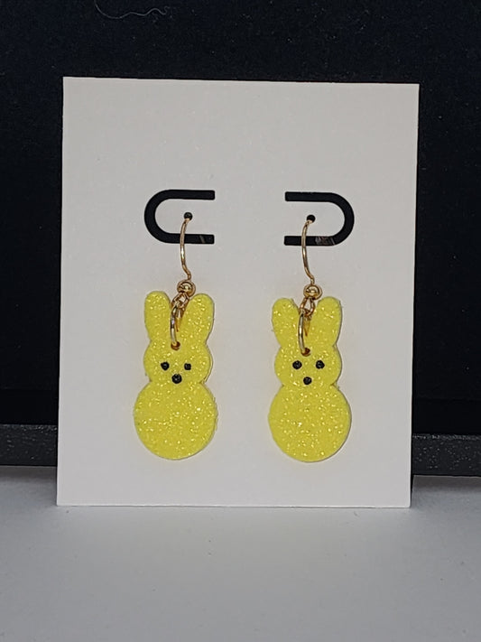 Peep dangle yellow